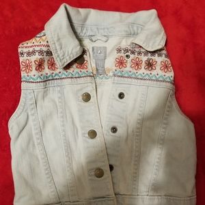 Baby gap jean vest 🇨🇦🇨🇦